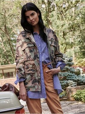 VERONICA BEARD Sumner Camo Anorak Jacket